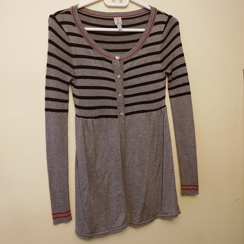 Tristan half button front Long sleeve sweater gray and black size XS